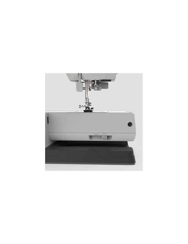 Maquina de Coser Necchi Q132A