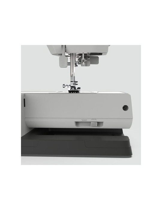 Maquina de Coser Necchi Q132A